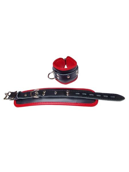 77615180_Essential_Leather_Lockable_Ankle_Restraints_Black_Red_01.jpg