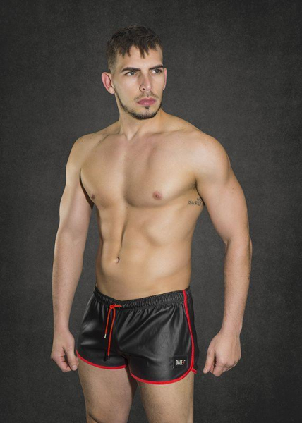 77380400_kinky_dude_short_black_red_01.jpg