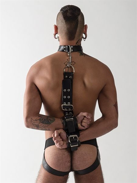 77610750_b_mister_b_leather_slave_collar_with_restraints.jpg