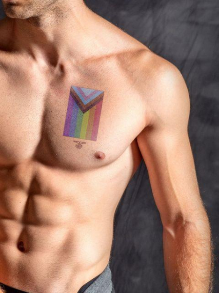 77968010_tattoo_prideflag_01.jpg