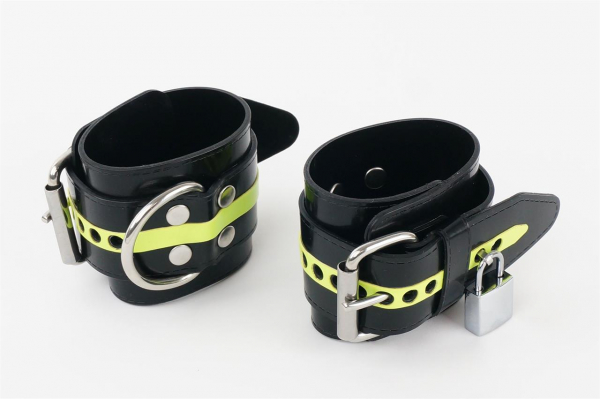 VABWR03B0B0G60_Lockable_Wrist_Restraints_black_lime_stripe_02.jpg