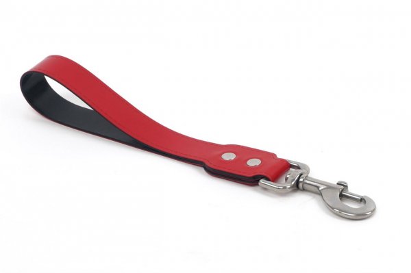 VABMR01A0R0000_Dog_Leash_Handle_Red_01.jpg