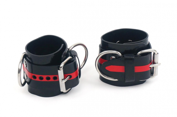 VABWR02B0B0R00_Wrist_Restraints_2_D_Rings_blk_red_stripe_01.jpg