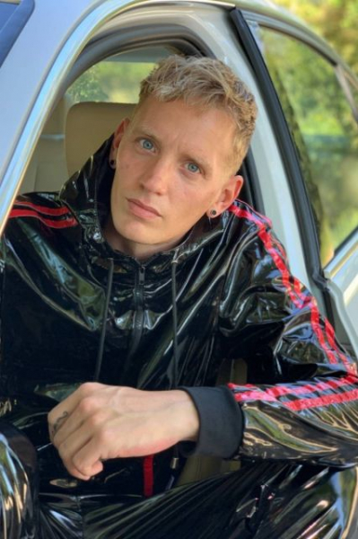 77408900_mr_riegillio_pvc_tracksuit_jacket_red_stripes_1.jpg